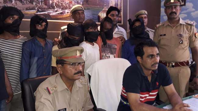 हुकूलगंज हत्याकांड का खुलासाः बीच बचाव में मारा गया व्यापारी, 6 गिरफ्तार
